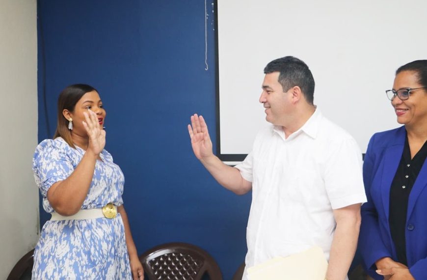 Toma de posesión de la Dra. Sonlis Peña, directora del Hospital Regional Materno Infantil José Fco. Peña Gómez